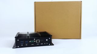 Roteador macio do processador Intel Core i5 8279U 6 LAN 1 RS232 COM 1 RJ45 COM
